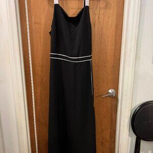🐻Size 22 - Lane Bryant - Black and White Sleeveless Maxi Dress w/Tie